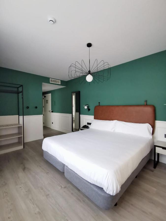 Hotel Don Rodrigo Palencia Exterior photo